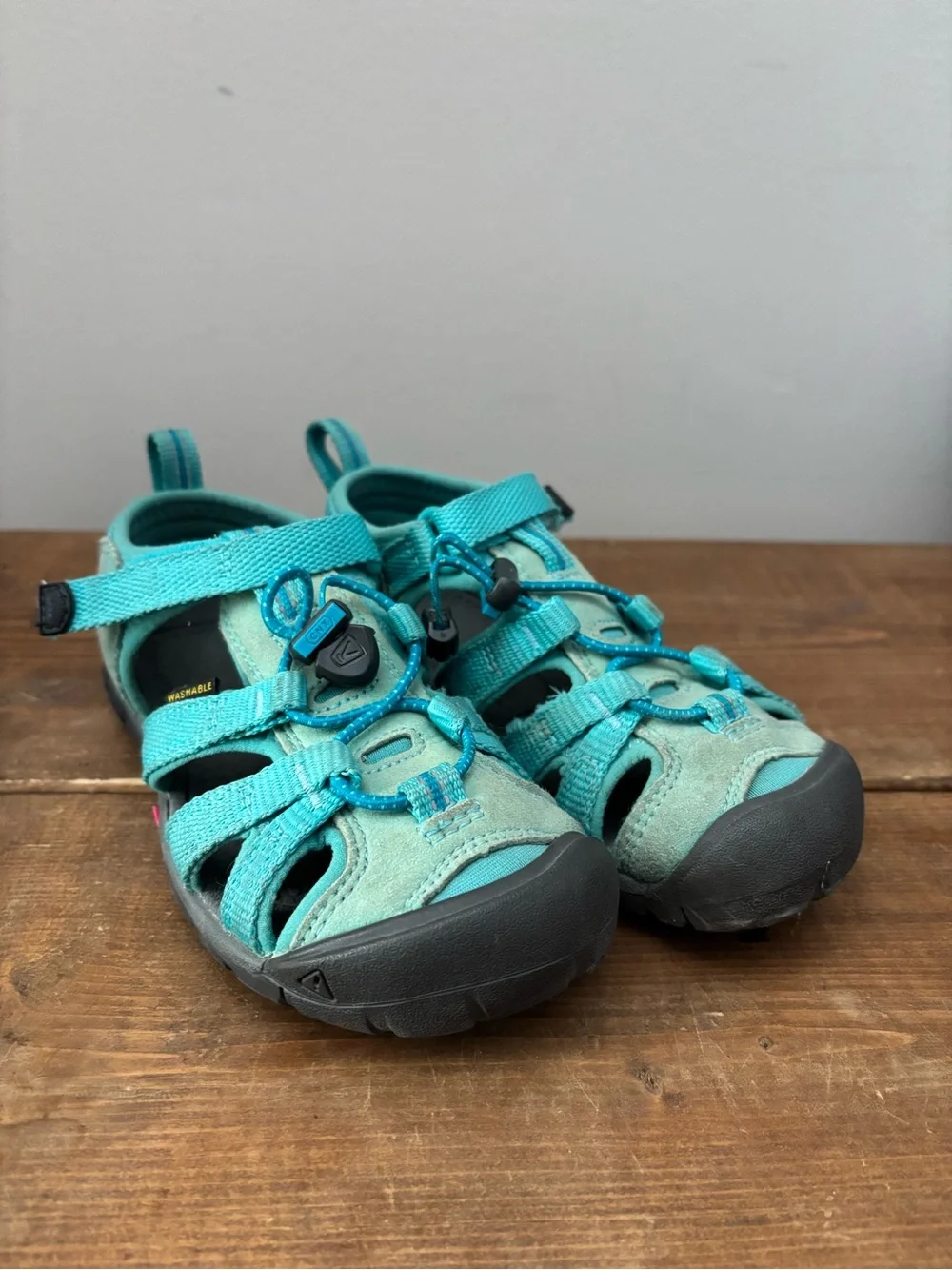 Kids Keen Sea Camp Teal Closed-Toe Sandals Size 12